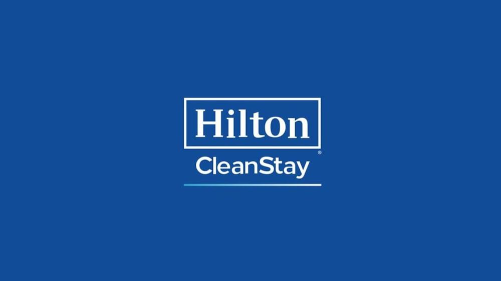 Hampton Inn Flemington Bagian luar foto